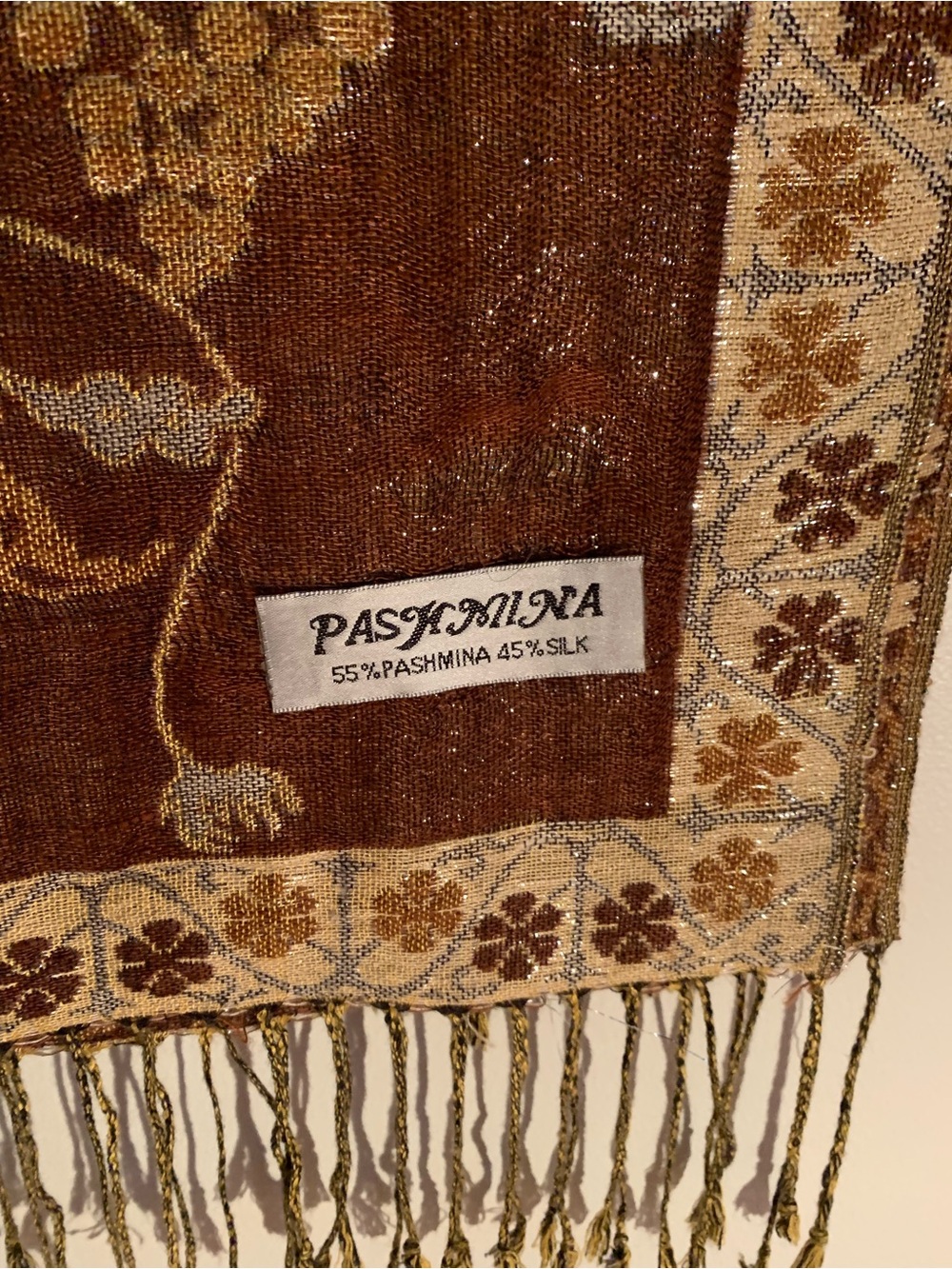 Pashmina , 55% pashmina wool and 45% silk , Women's woven reversible shawl